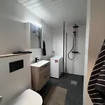Newly Renovated In Centrum Of Lejlighed Lahti